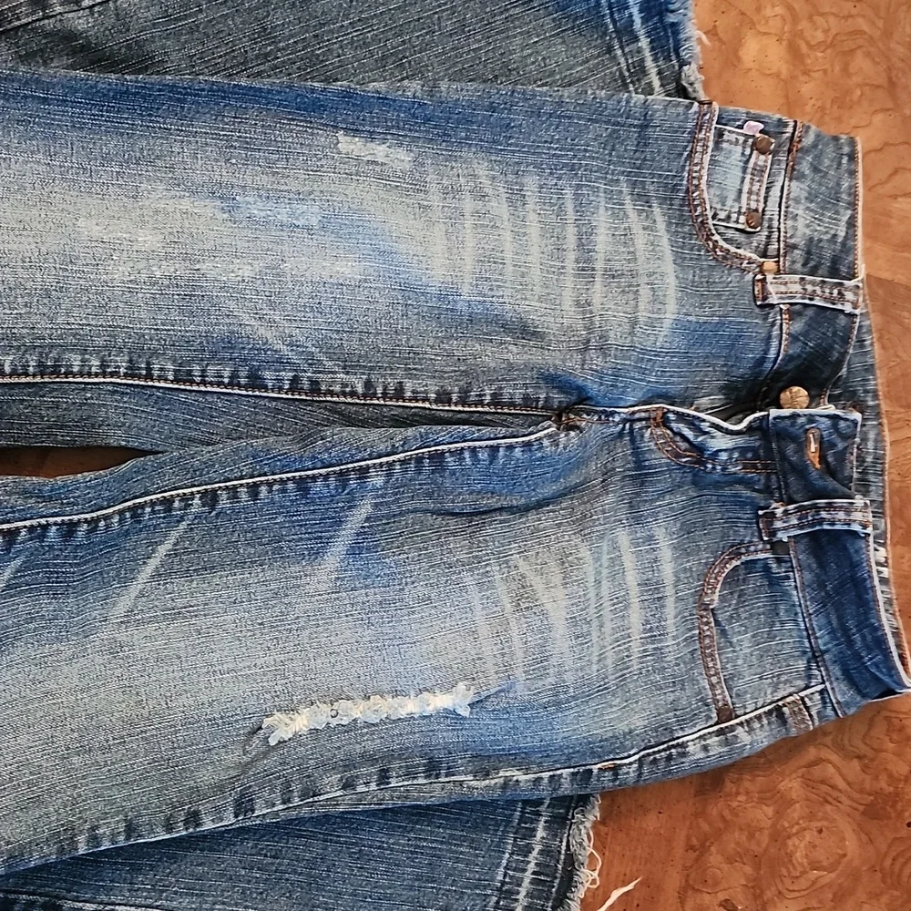 Handmade distressed low waist blue jeans - Picture 5 of 8